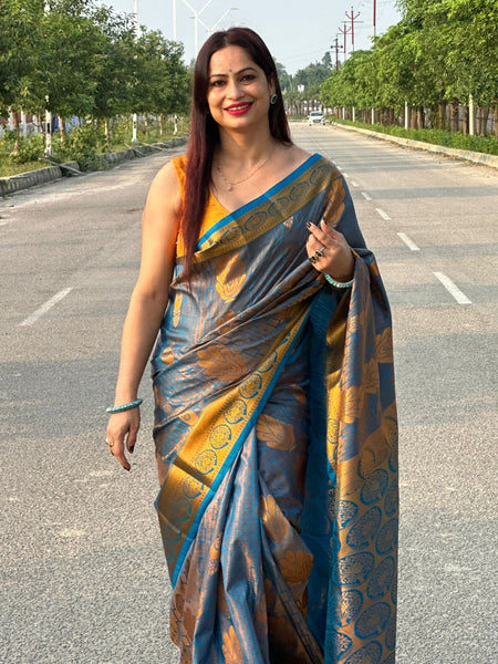 Reena Dwivedi In Kanjivaram Silk Designer Saree