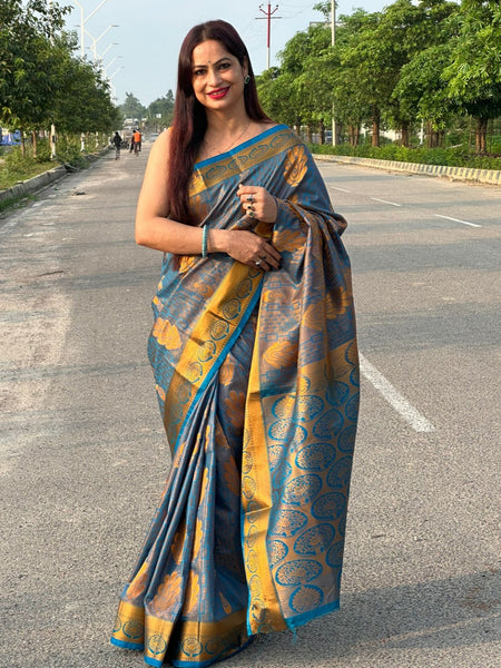 Reena Dwivedi In Kanjivaram Silk Designer Saree