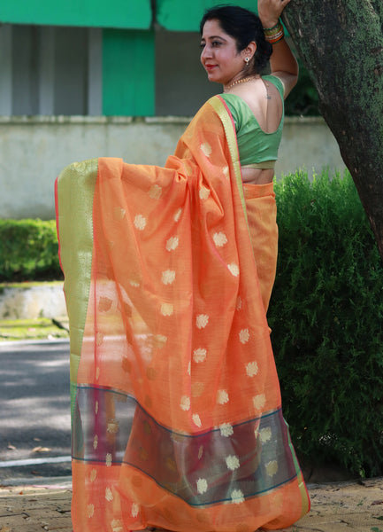 Ramya Pathak In Designer Linen Saree With Zari Pallu