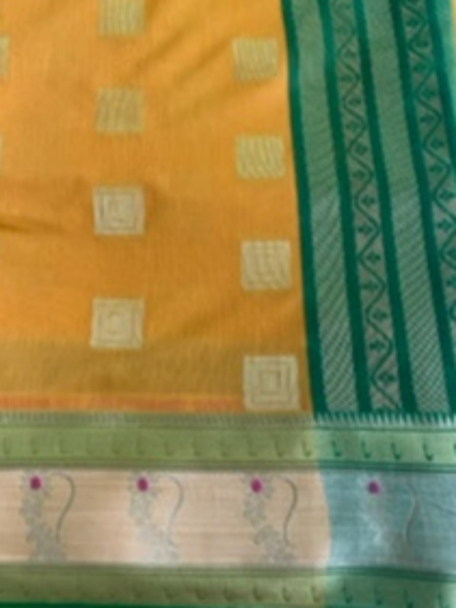 Reena Dwivedi In Chanderi Cotton Silk Golden Zari Designer Sari. Available In 3 Colours.