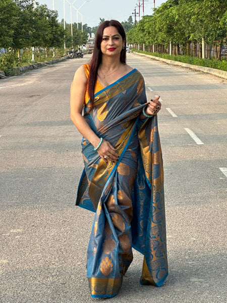 Reena Dwivedi In Kanjivaram Silk Designer Saree