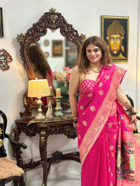Naveena Kapooor In Banarsi Silk Saree. Available In 5 Colours.