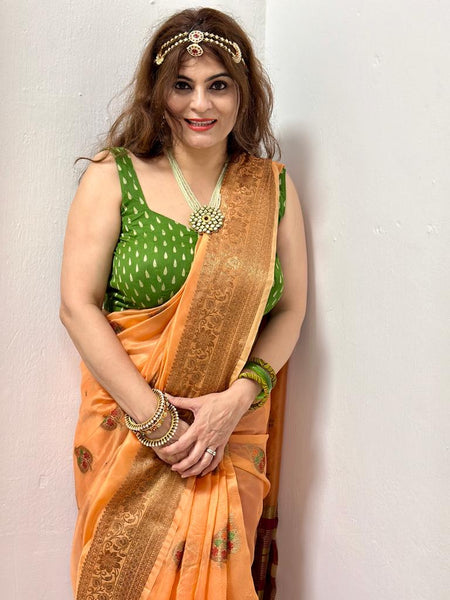 Naveena Kapoori In Banarsi Organza Saree With Booti Work. Available In  4 Colours.