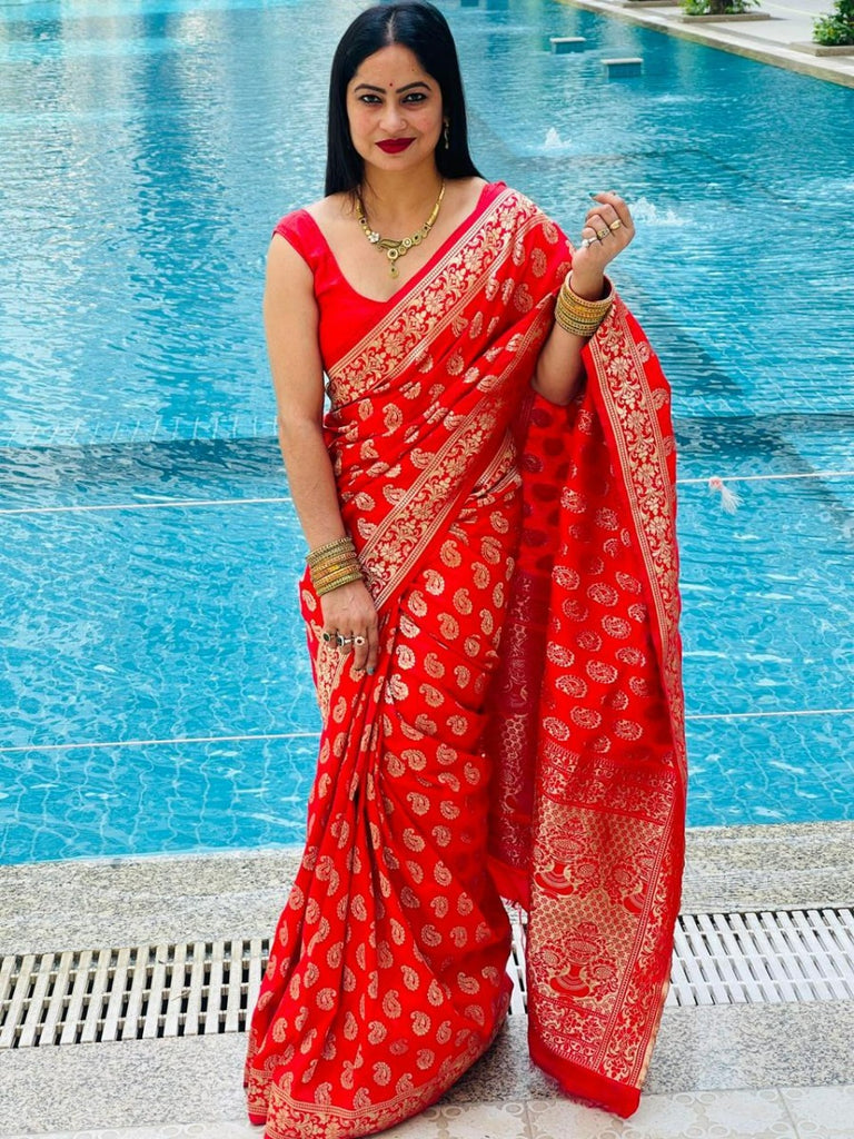 Reena Dwivedi In Handmade Red Banarsi Silk Designer Saree. Available I –  Indiehues