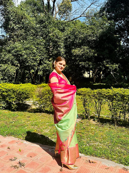 Naveena Kapoor In Banarsi Georgette Silk Sari. Available In 2 Colours