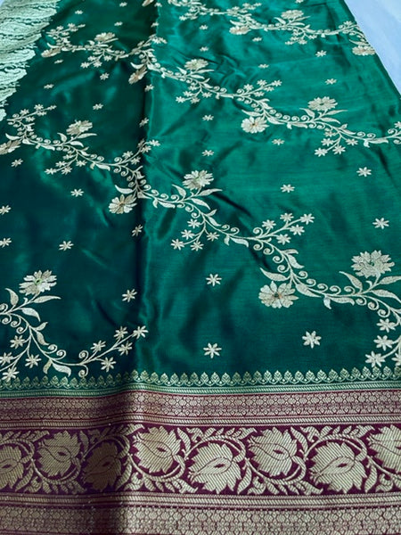 Reena Dwivedi In Handmade Designer Banarsi Silk Saree. Available In 5 Colours.