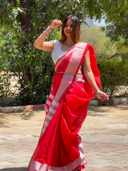 Megha Rathod In Linen Saree. Available In 3 Colours.