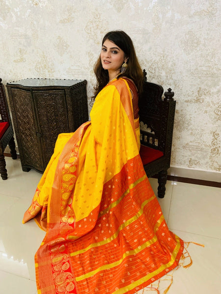 Naveena Kapoor In Mustard Banarsi Silk Saree