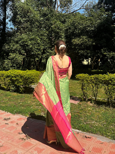 Naveena Kapoor In Banarsi Georgette Silk Sari. Available In 2 Colours